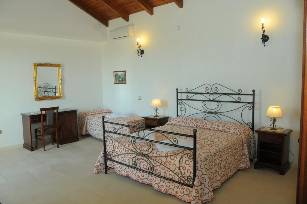 Agriturismo Masseria Quaremme Carpignano Salentino Kamer foto