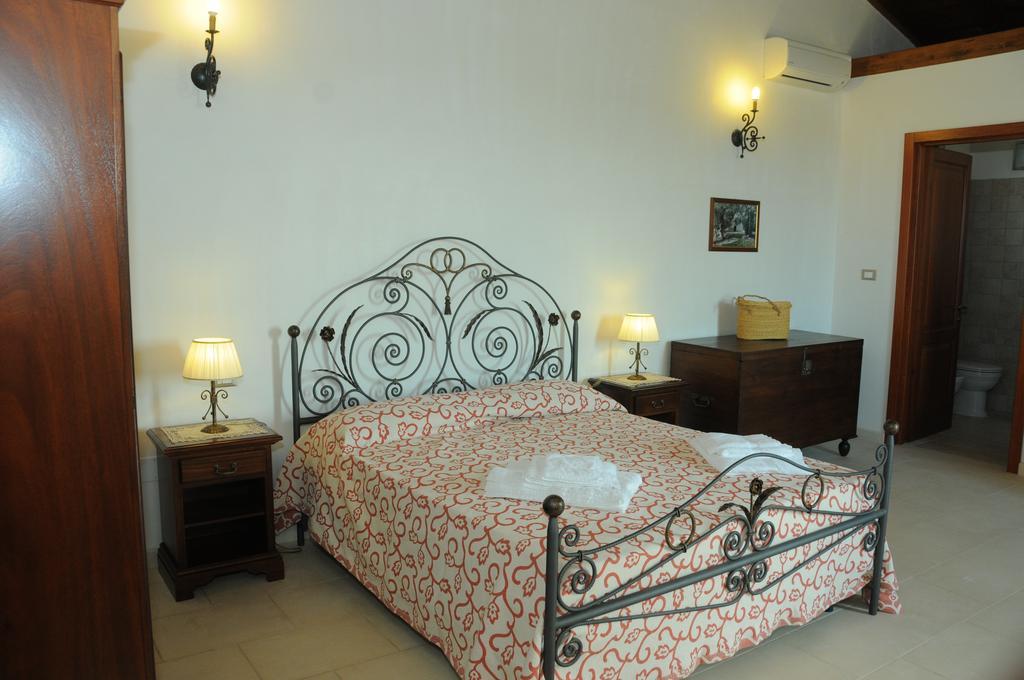 Agriturismo Masseria Quaremme Carpignano Salentino Kamer foto