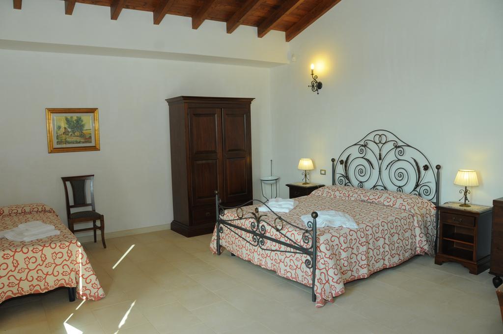 Agriturismo Masseria Quaremme Carpignano Salentino Kamer foto